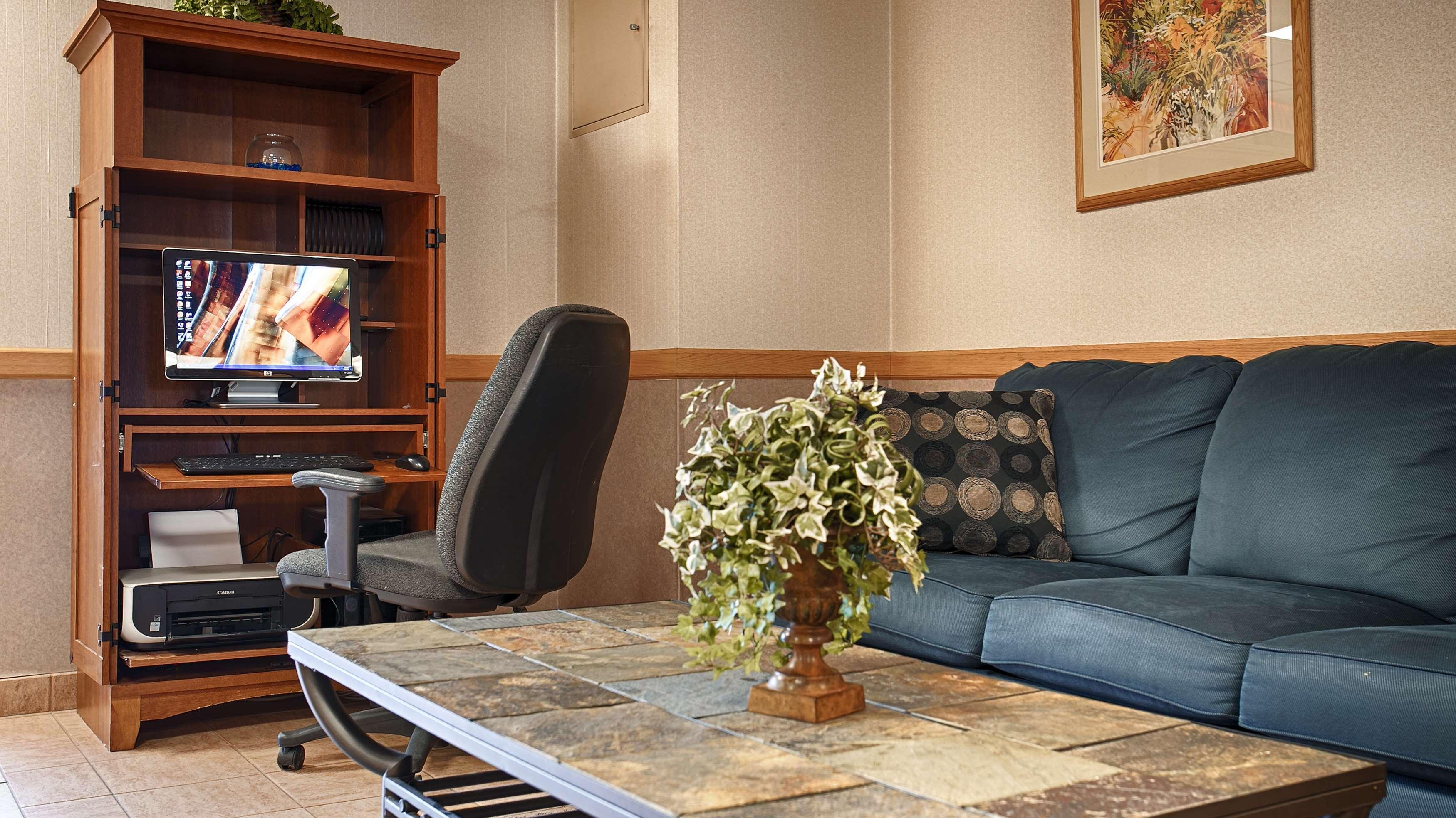 Best Western Inn At Blakeslee-Pocono Екстериор снимка