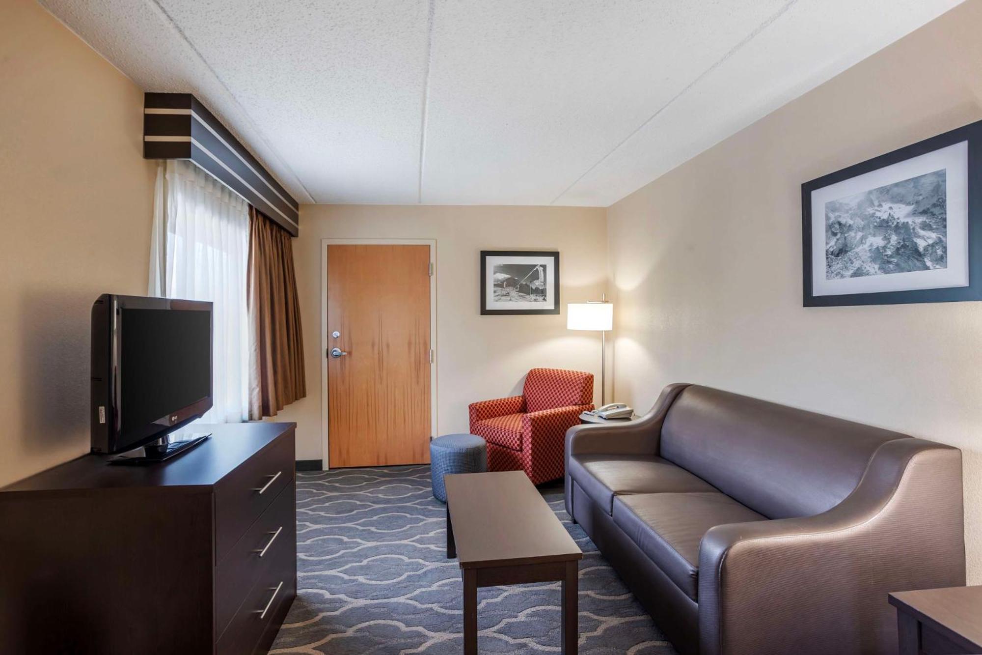Best Western Inn At Blakeslee-Pocono Екстериор снимка