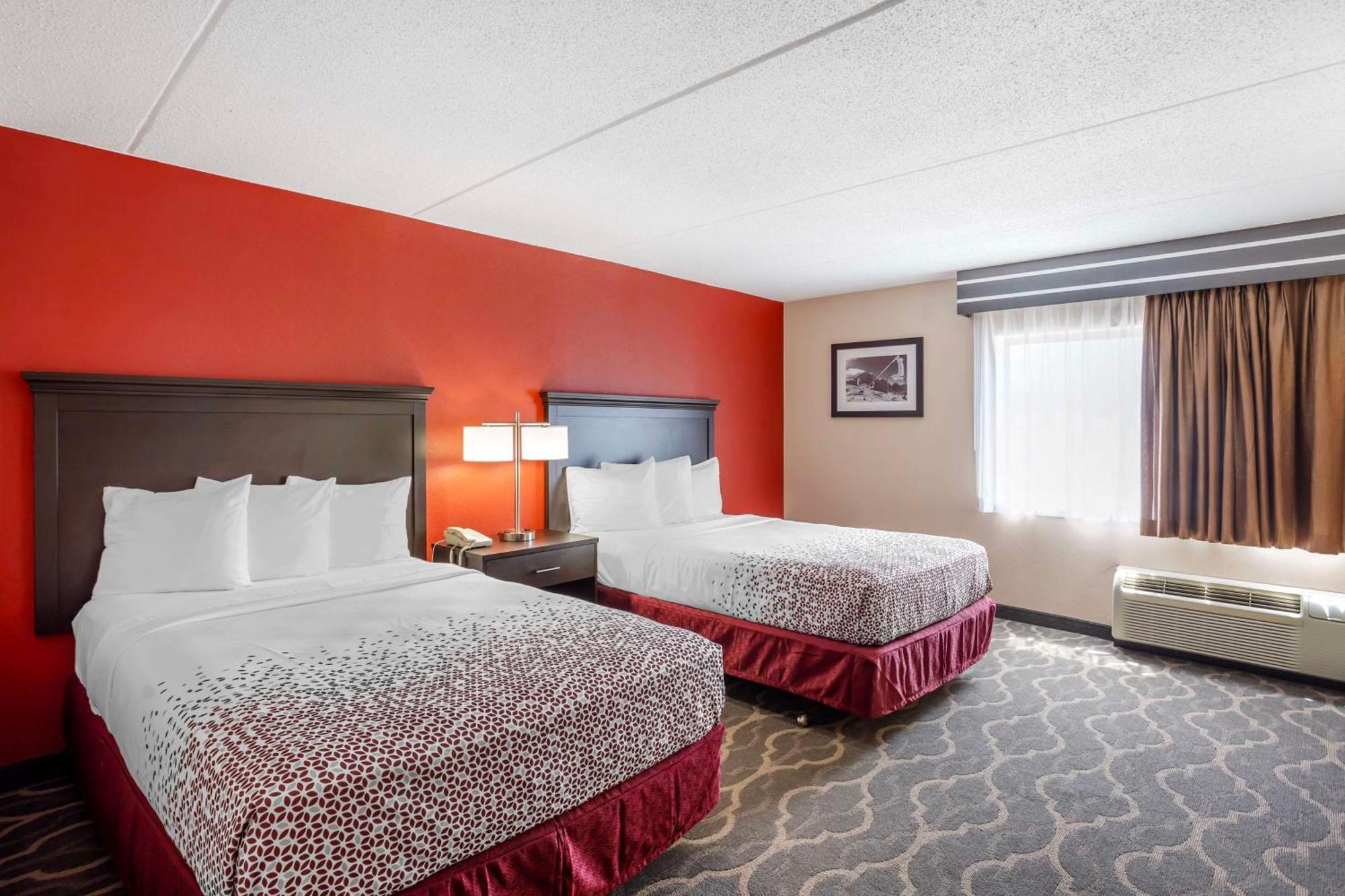 Best Western Inn At Blakeslee-Pocono Екстериор снимка