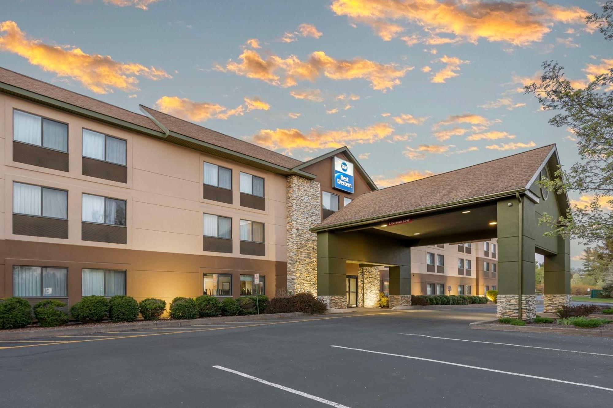 Best Western Inn At Blakeslee-Pocono Екстериор снимка